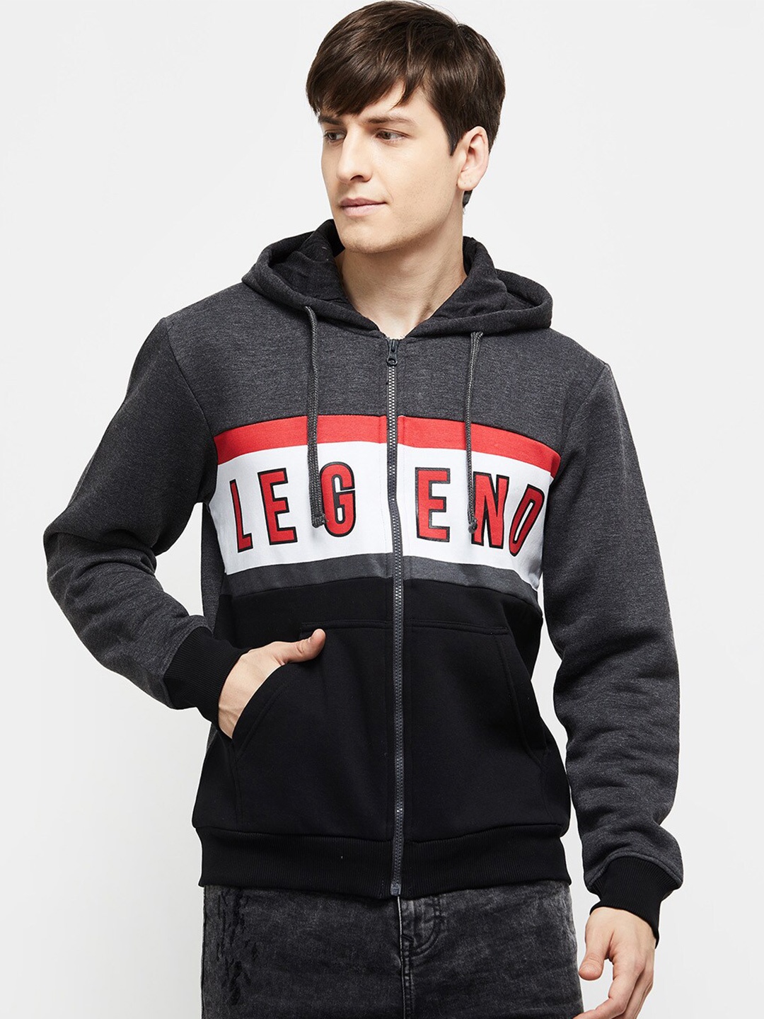 

max Men Grey Printed Sweatshirt