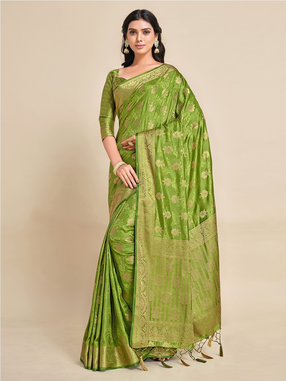 

MIMOSA Olive Green & Gold-Toned Floral Zari Art Silk Kanjeevaram Saree