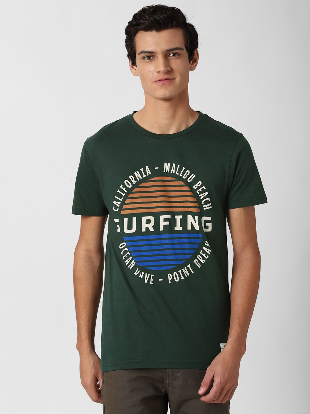 

Peter England Casuals Men Green Typography Printed Pure Cotton Slim Fit T-shirt
