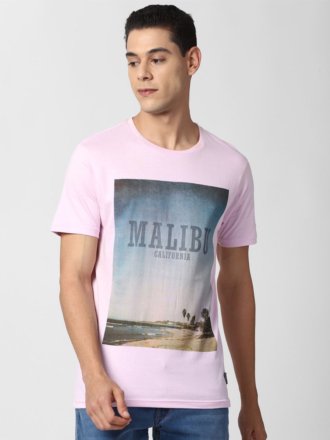 

Peter England Casuals Men Purple Printed Slim Fit Cotton T-shirt