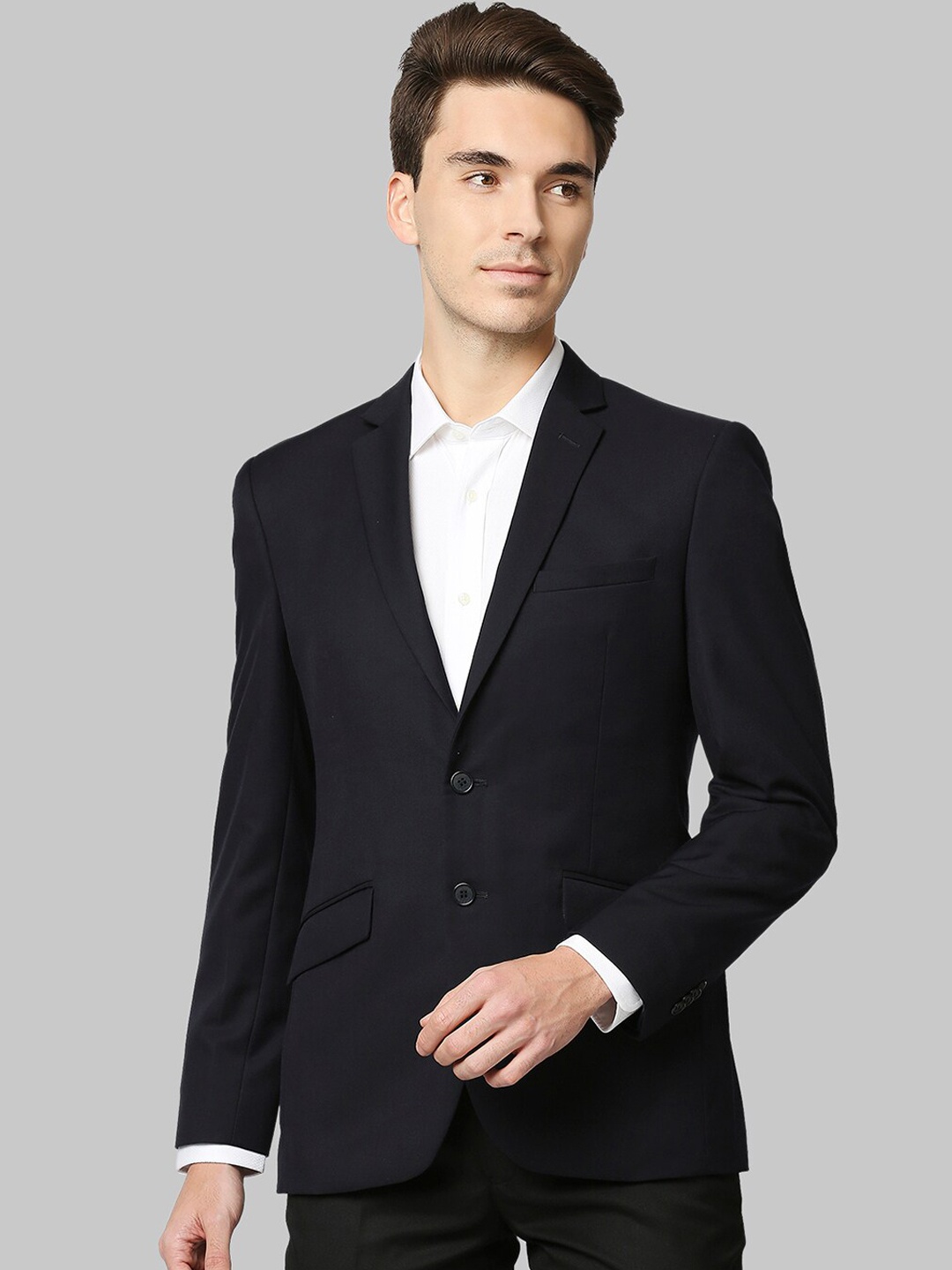 

Park Avenue Men Blue Solid Single-Breasted Formal Blazer