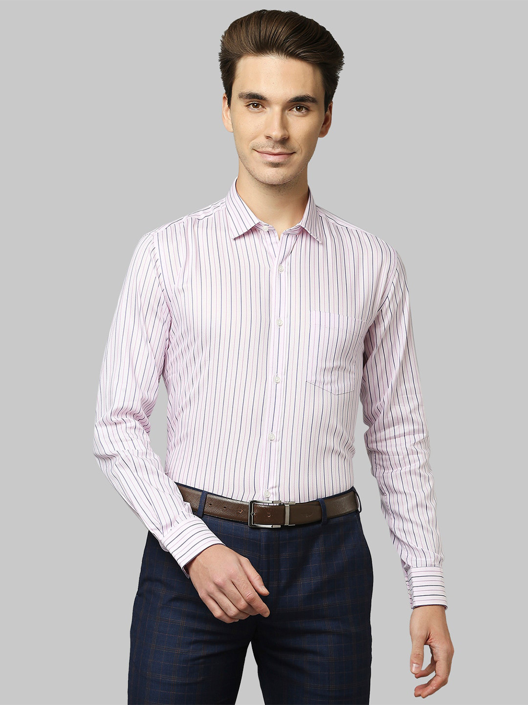 

Park Avenue Men Red Slim Fit Striped Formal Shirt
