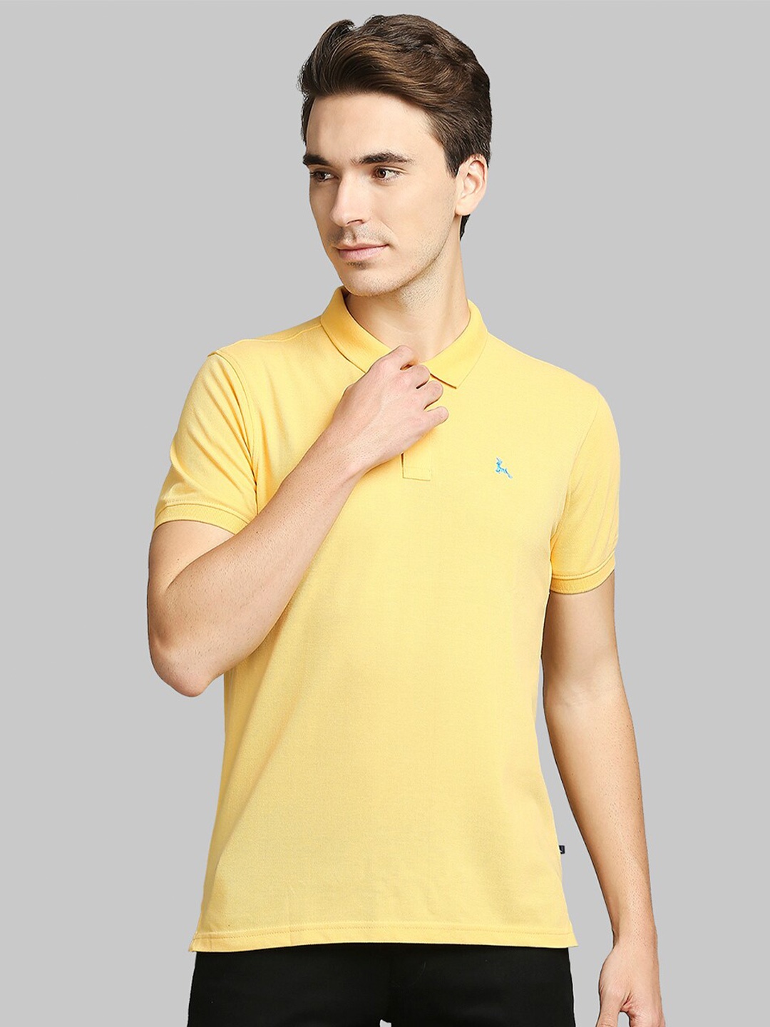 

Parx Men Yellow Extended Sleeves T-shirt