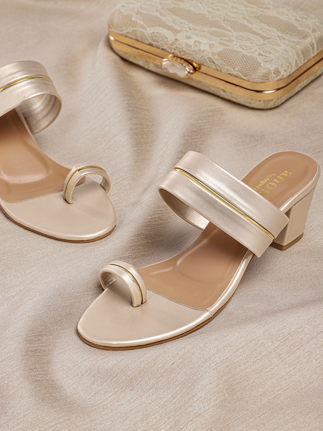 

Anouk Champagne Solid Block Sandals