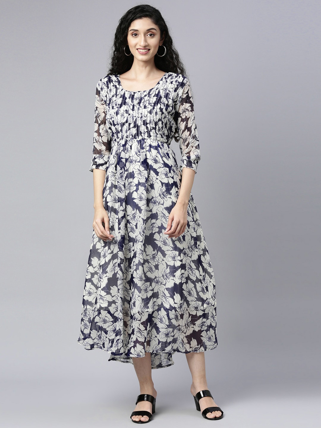 

Souchii White Floral Layered Chiffon Empire Midi Dress