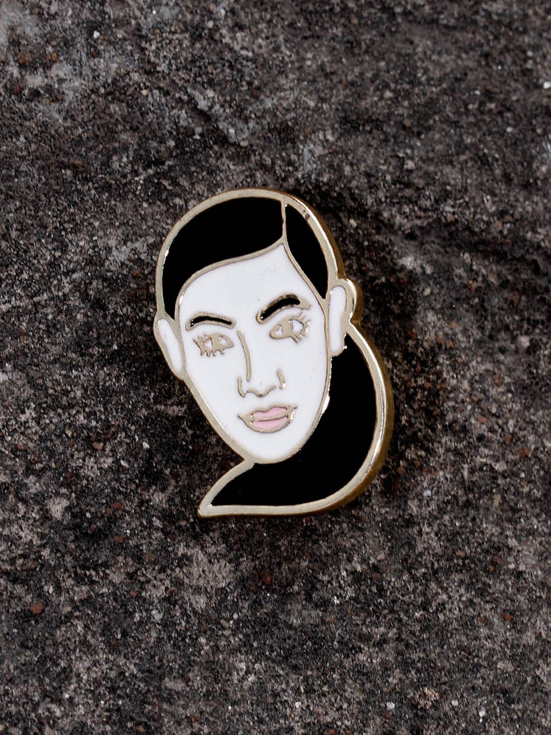 

Bellofox Adult Black & White Lady-Shaped Brooch