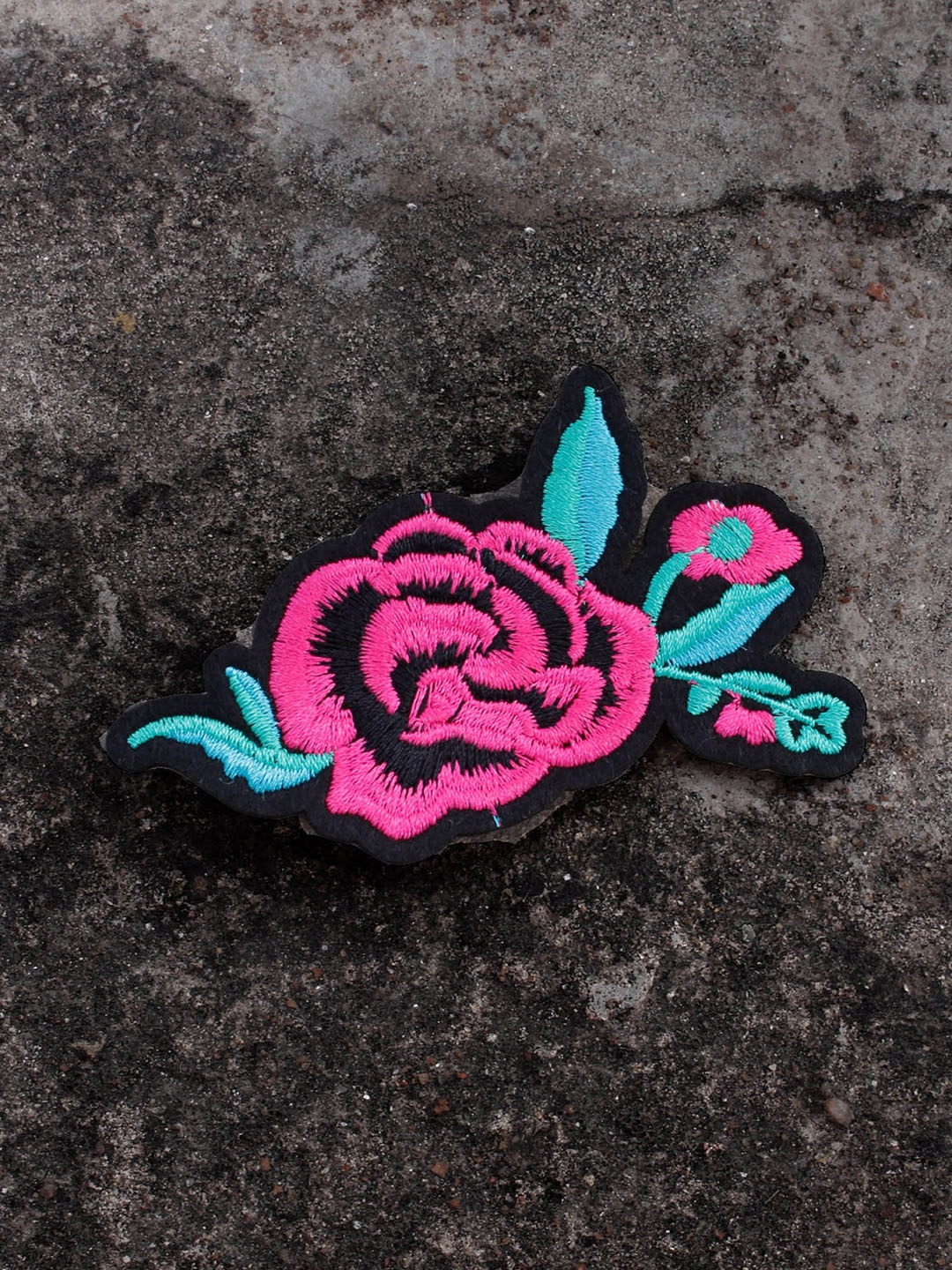 

Bellofox Unisex Pink Embroidered Floral Brooch