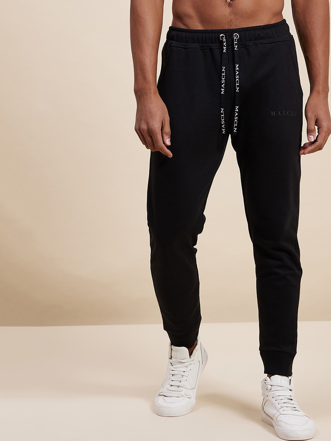 

MASCLN SASSAFRAS Men Black Solid Joggers
