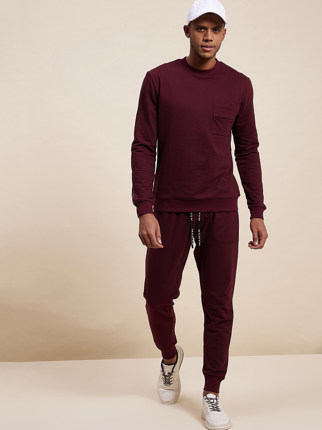 

MASCLN SASSAFRAS Men Maroon Solid Slim-Fit Joggers