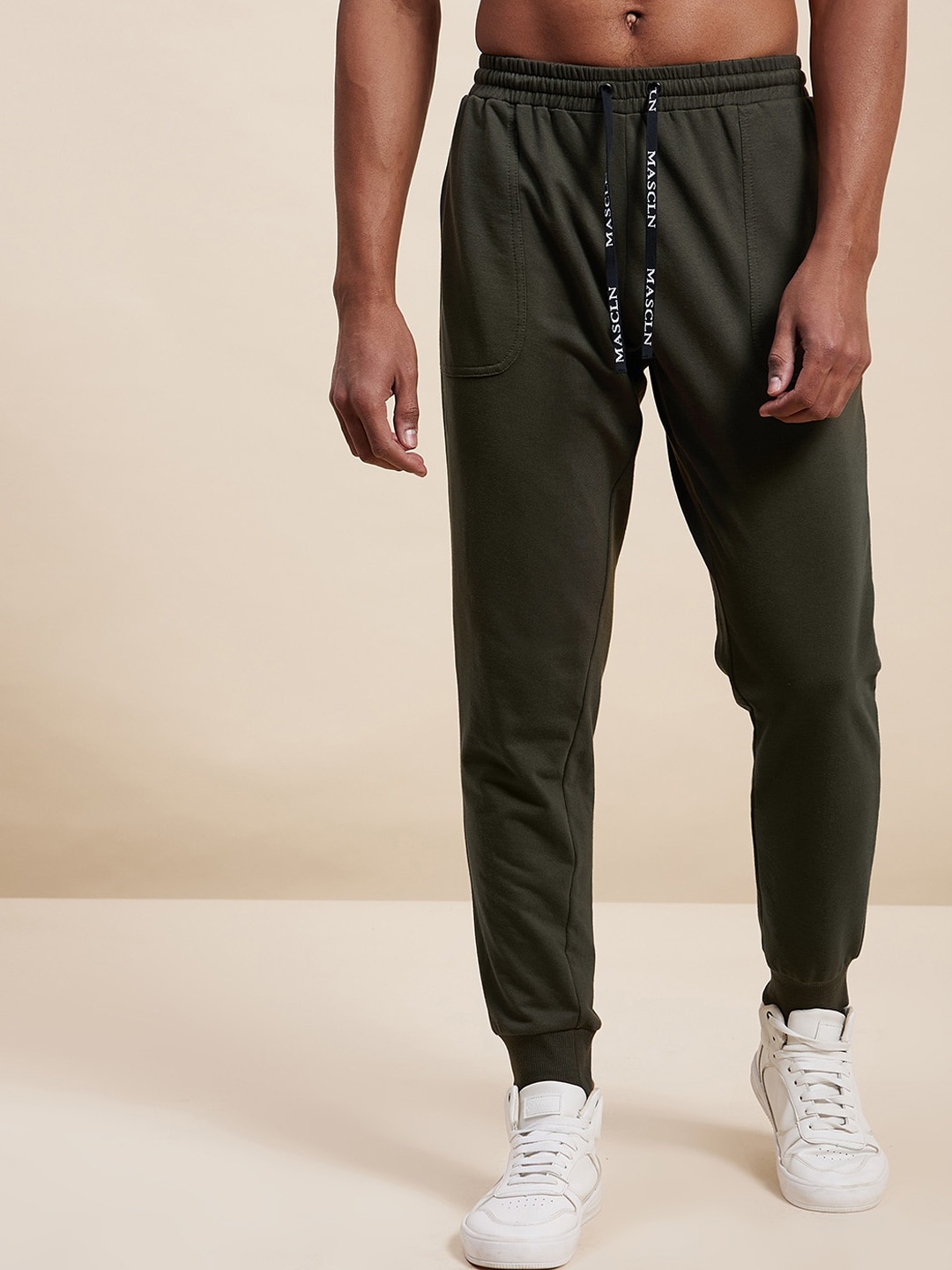 

MASCLN SASSAFRAS Men Olive Solid Slim Fit Joggers