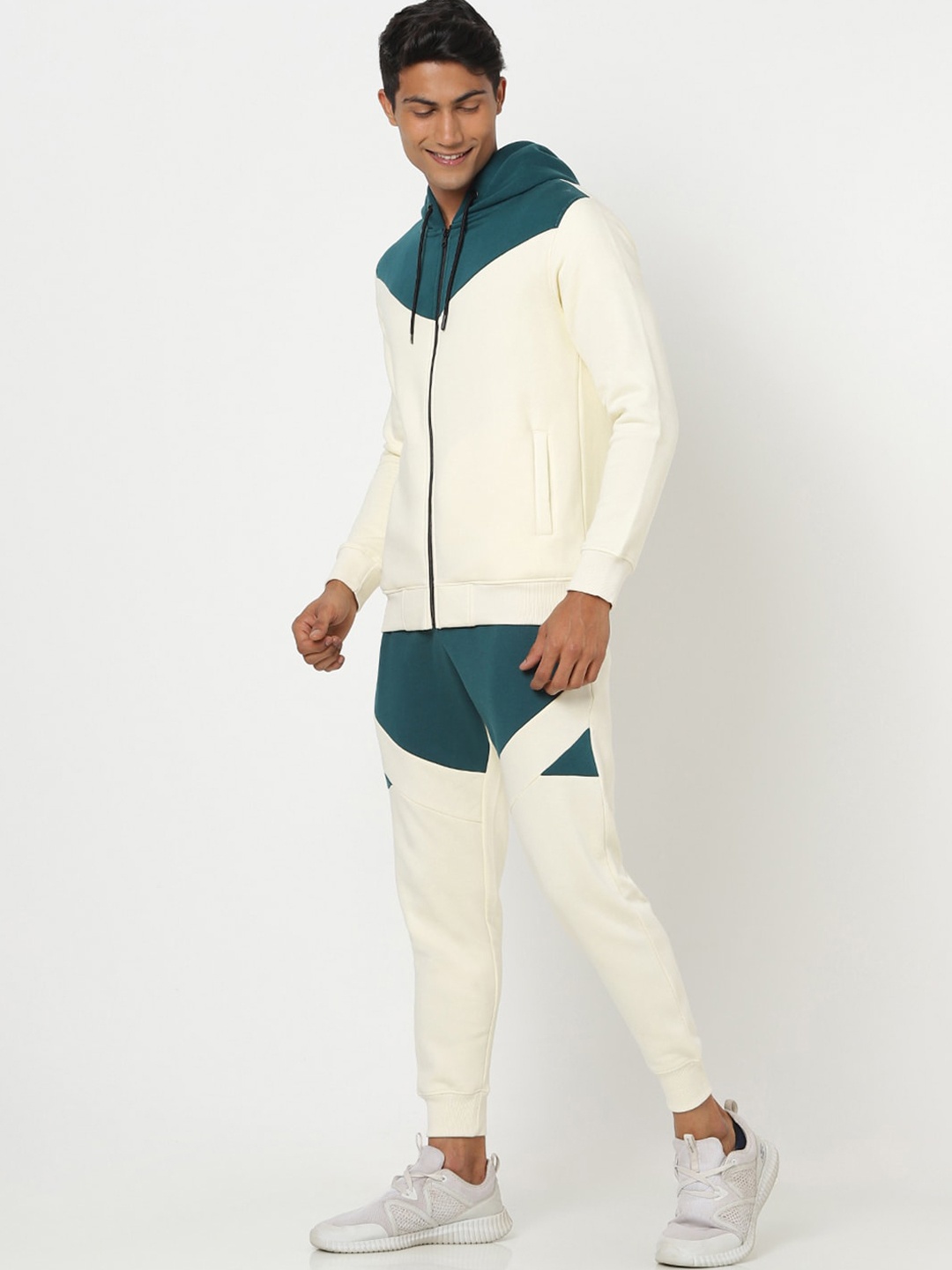 

Bewakoof Men White & Blue Colourblocked Relaxed-Fit Joggers
