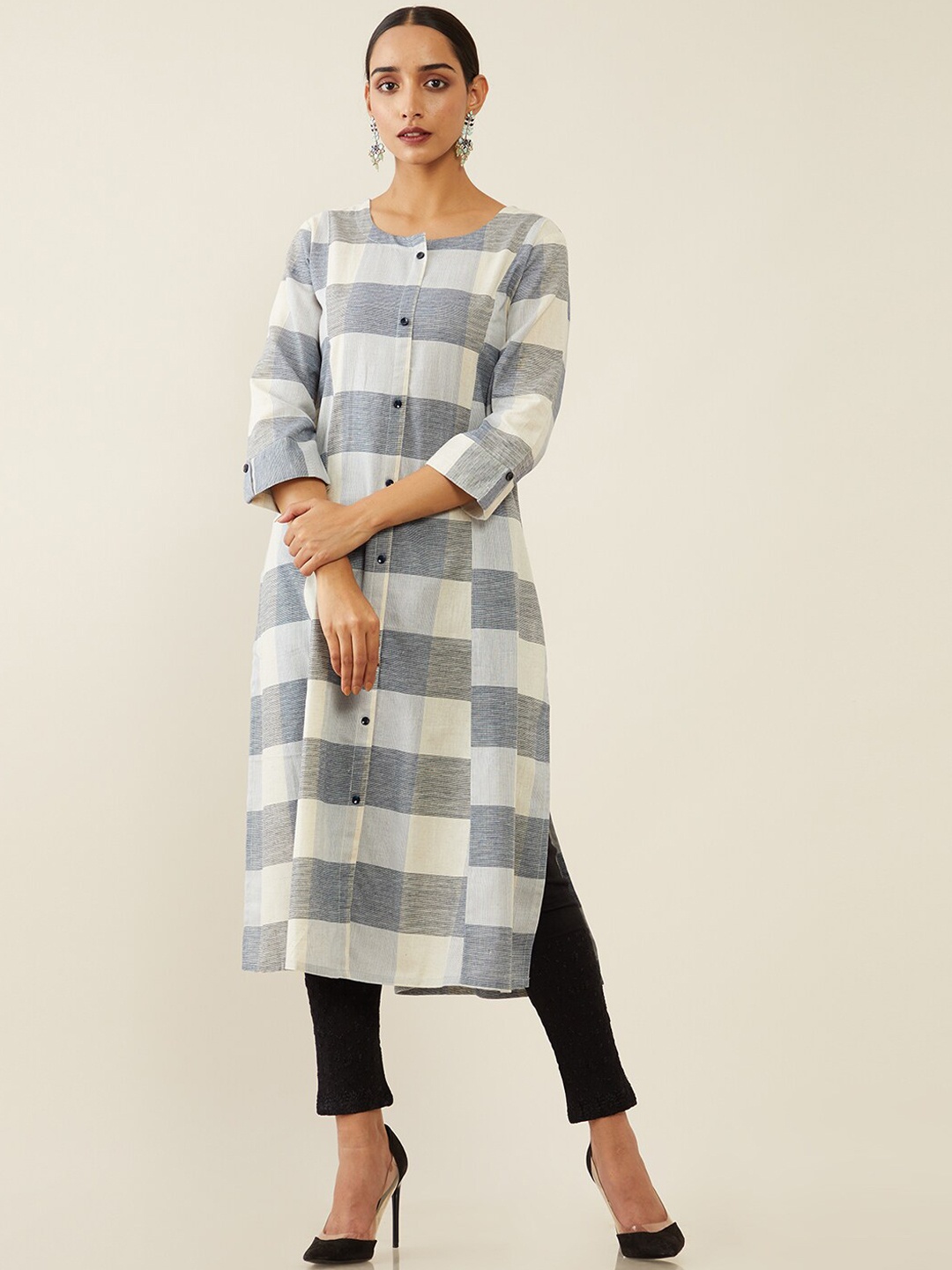 

Soch Women Blue Checked Keyhole Neck Flared Sleeves Thread Work Kurta