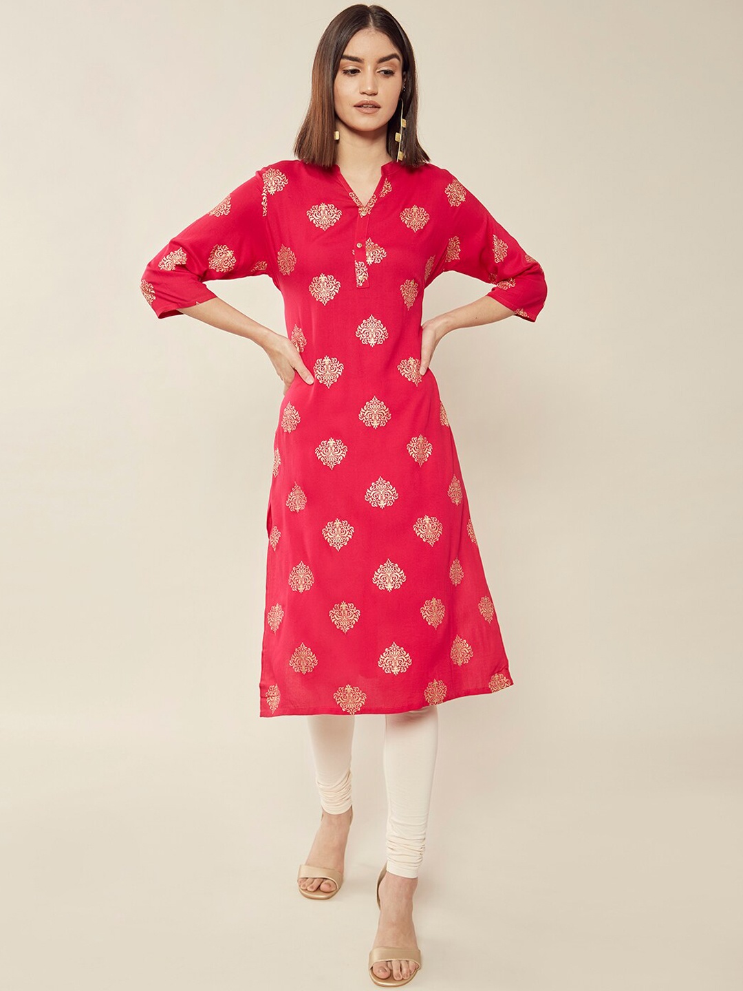 

Soch Women Fuchsia Ethnic Motifs Printed Straight Kurta
