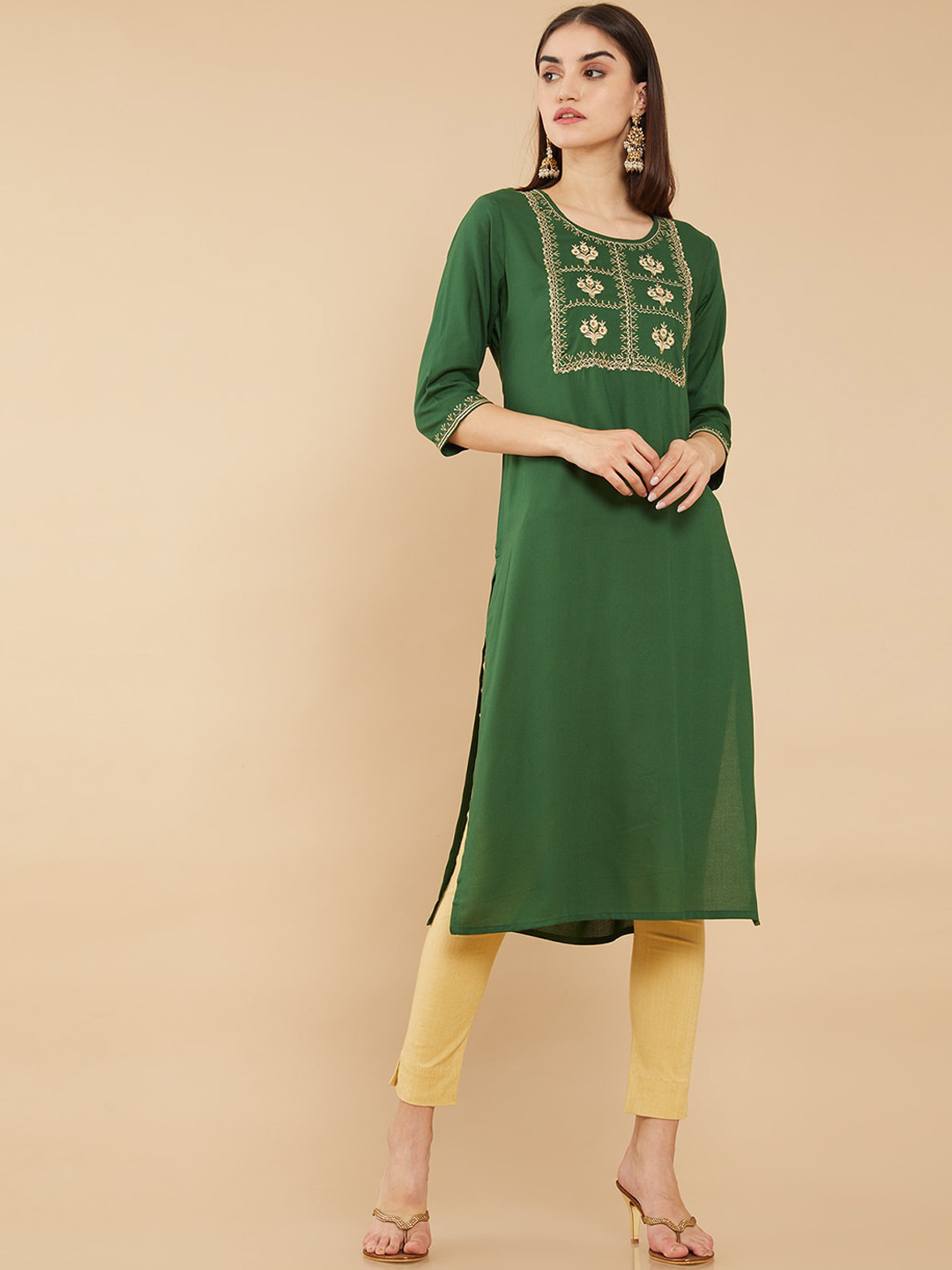 

Soch Women Green Geometric Thread Work Kurta