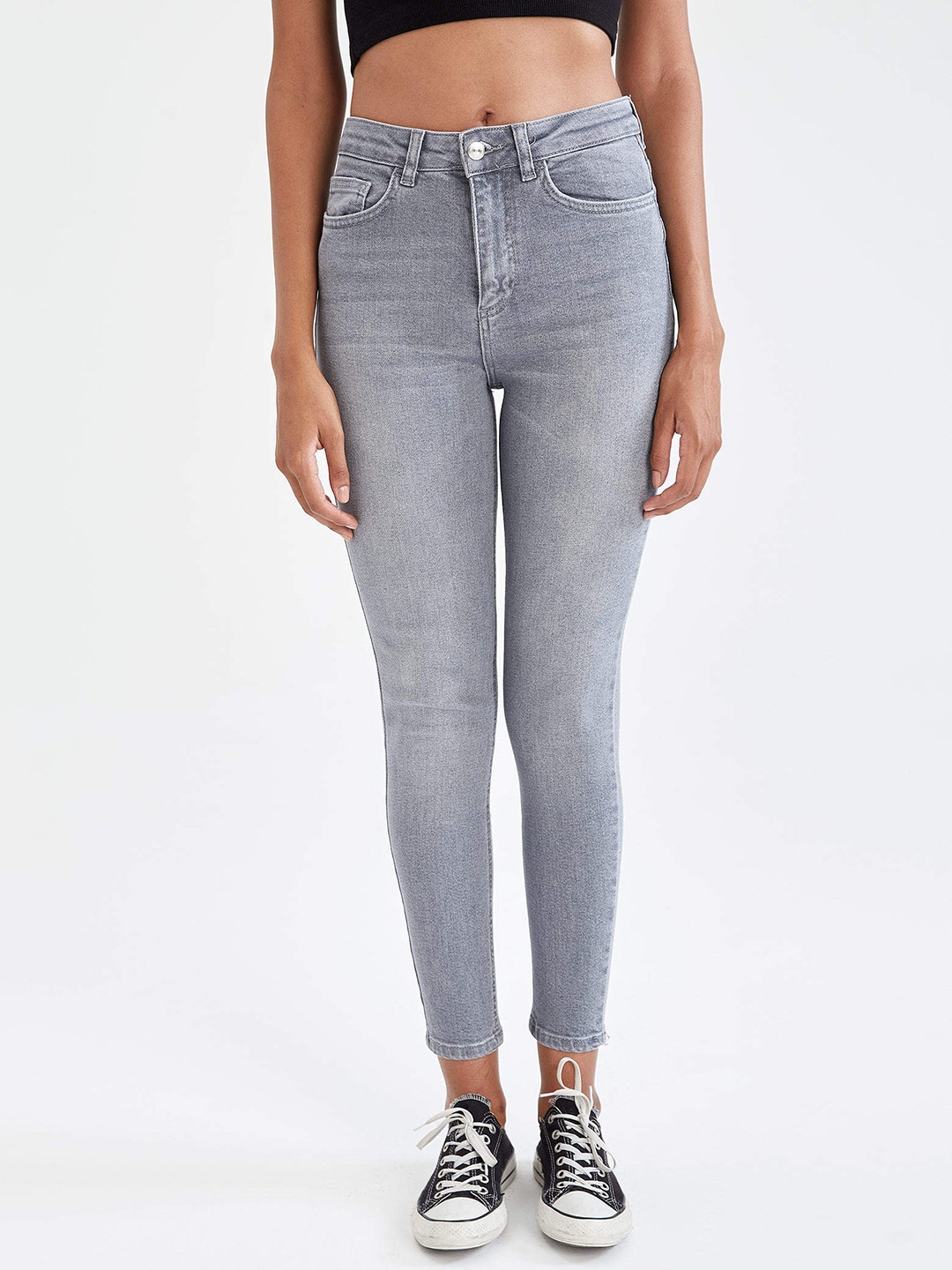 

DeFacto Women Grey Skinny Fit High-Rise Light Fade Stretchable Jeans