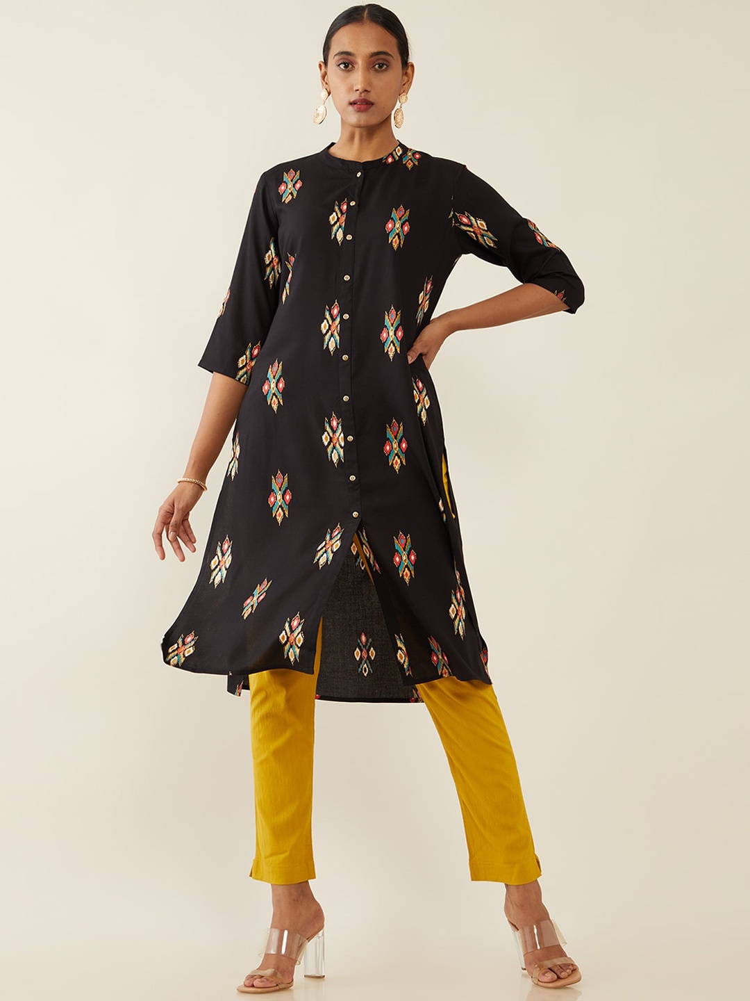 

Soch Women Black Dyed Straight Kurta