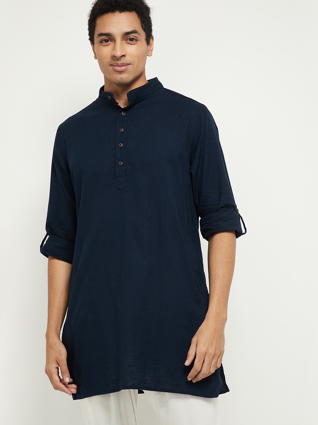 

max Men Navy Blue Mandarin Collar Solid Kurta