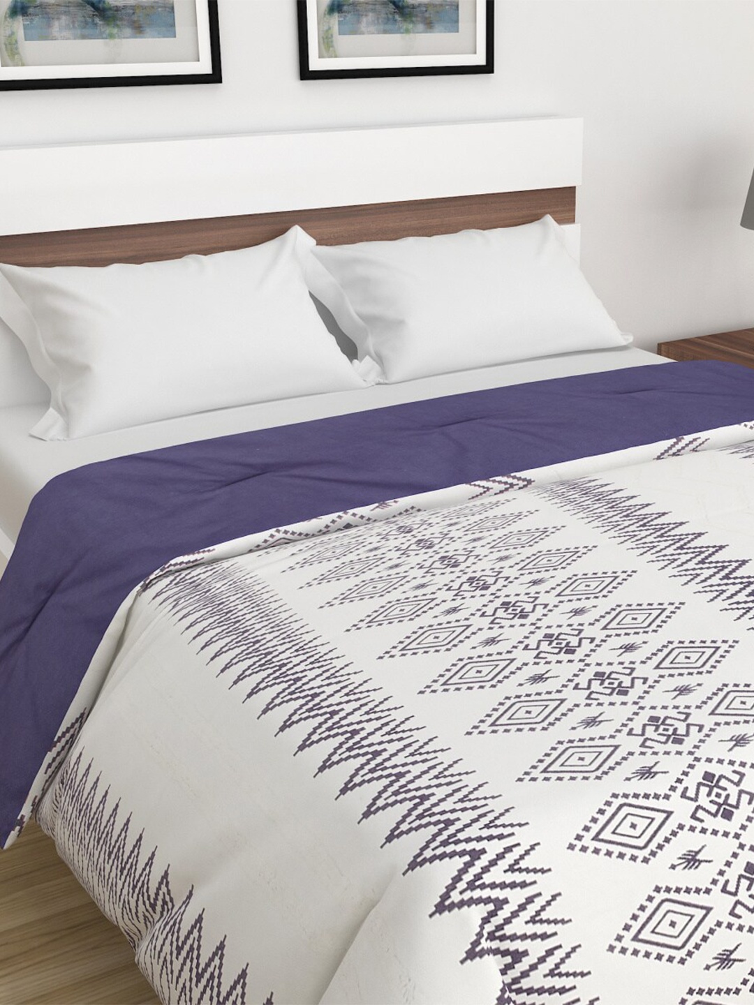 

Home Centre White & Blue Geometric Summer 150 GSM Cotton Double Bed Comforter