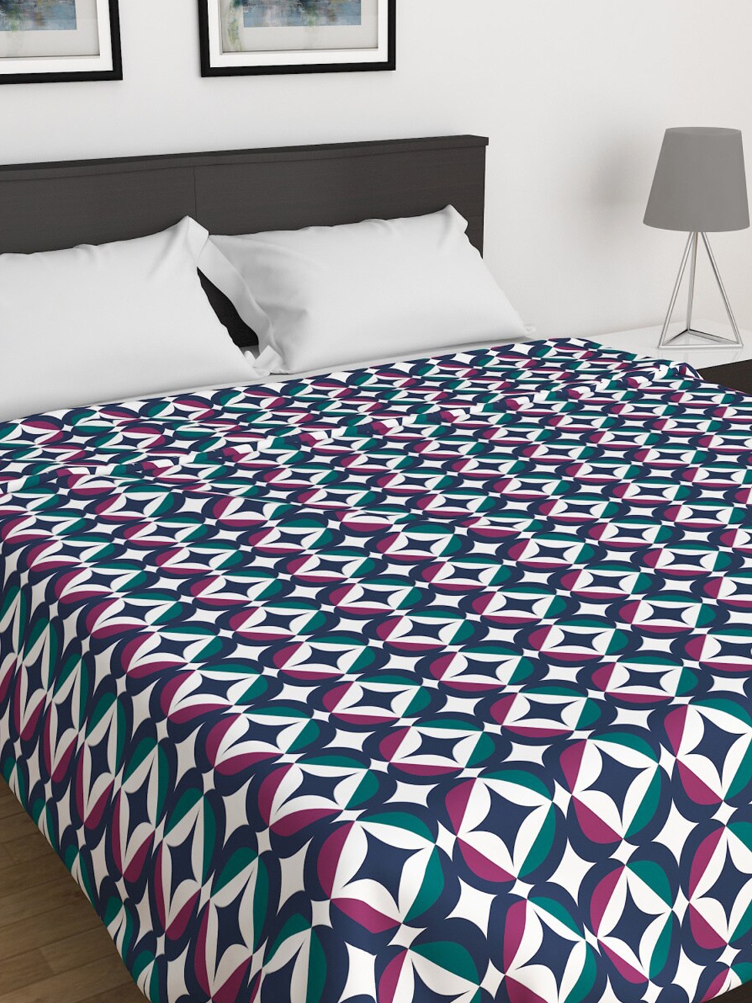 

Home Centre Multicoloured Geometric Summer 600 GSM Double Bed Comforter, Multi