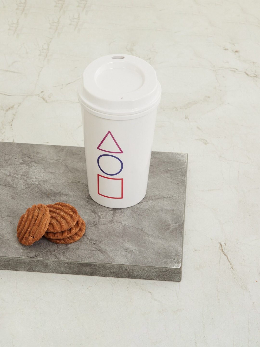 

Home Centre White & Red 1 Pieces Printed Melamine Matte Travel Tumbler