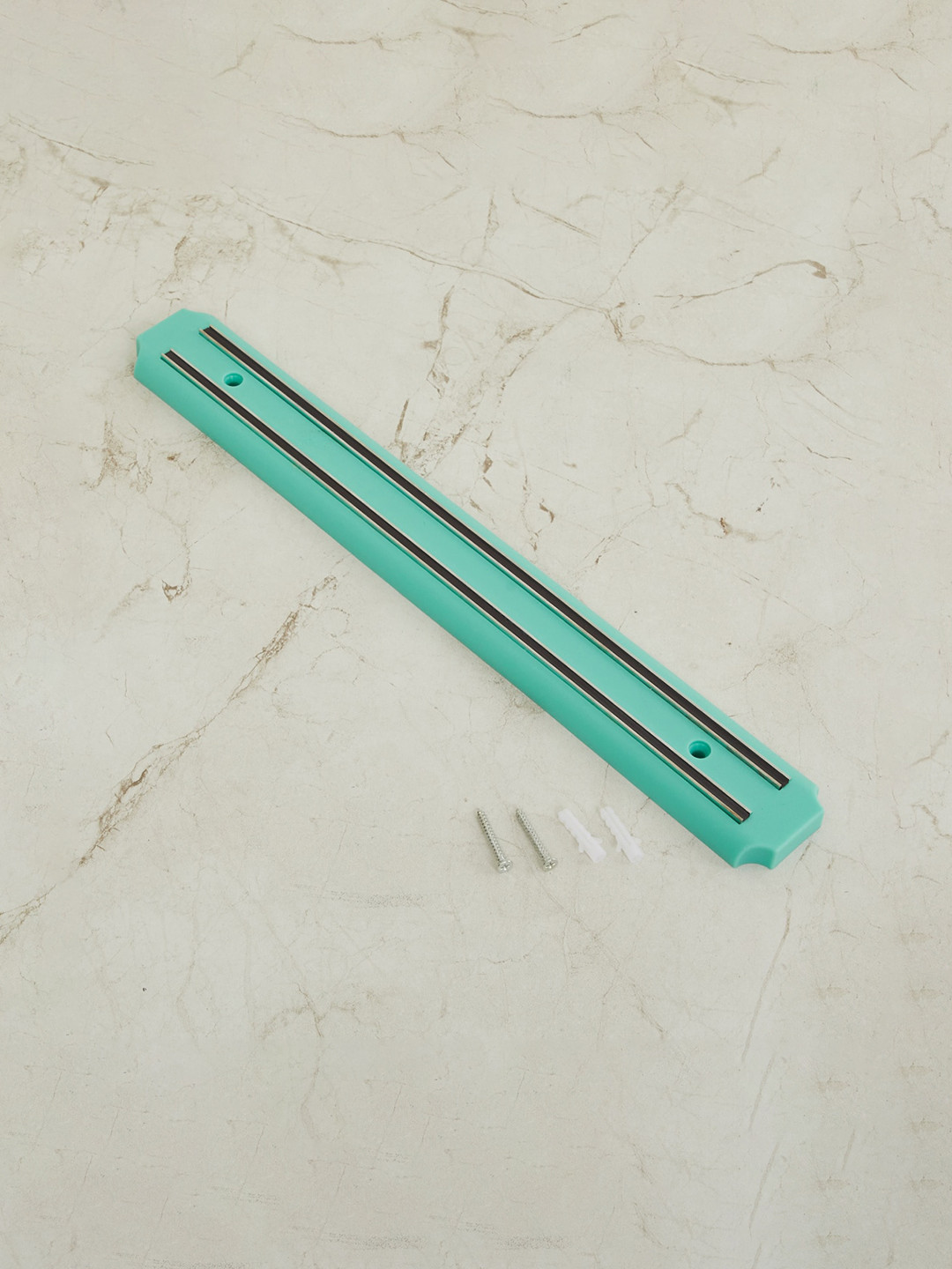 

Home Centre Green Chef Special Magnetic Knife Bar