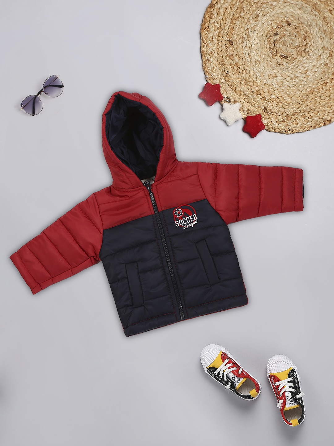 

MeeMee Boys Navy Blue & Red Lightweight Puffer Jacket