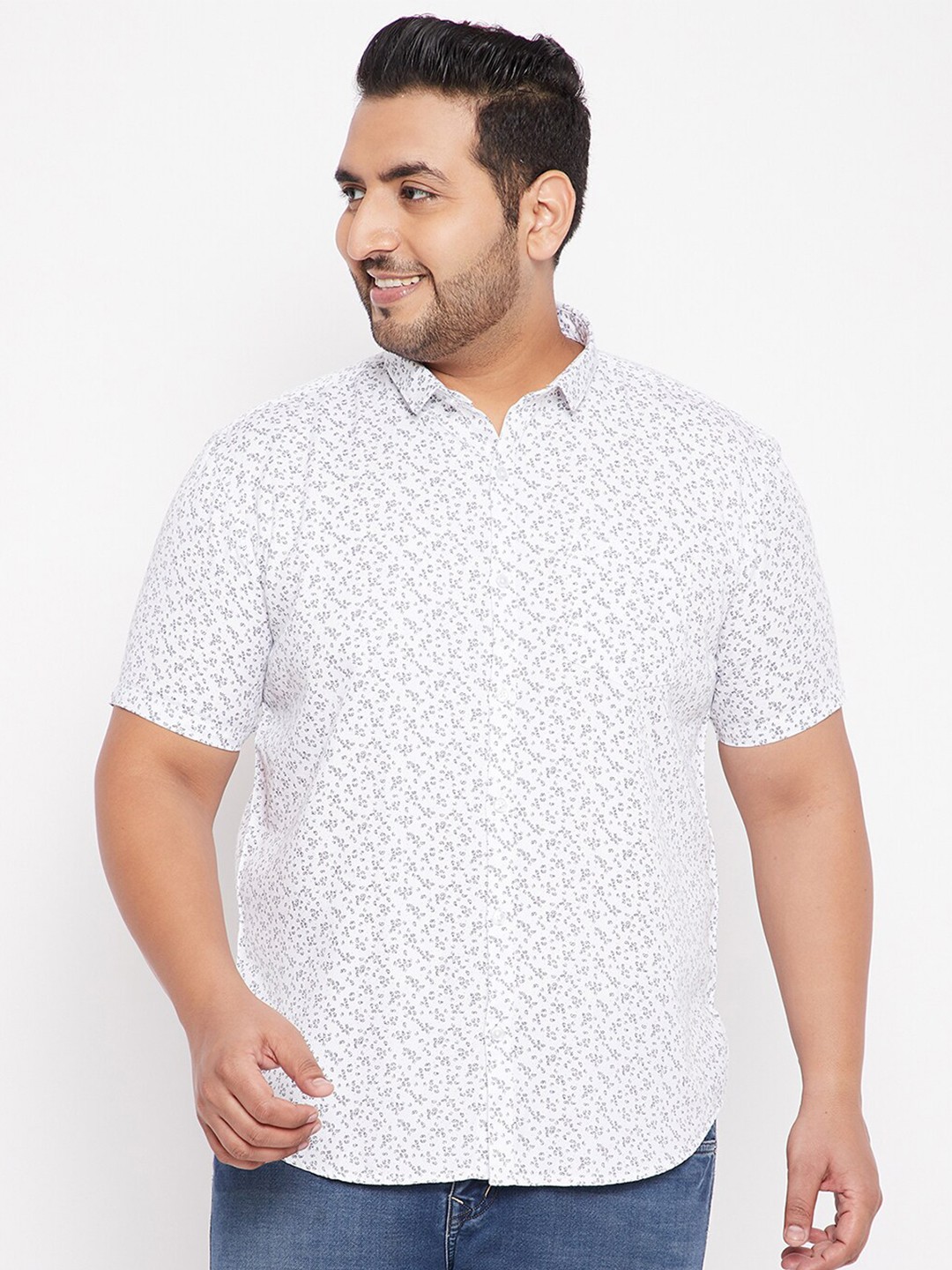 

SHOWOFF Plus Men White Floral Printed Casual Shirt