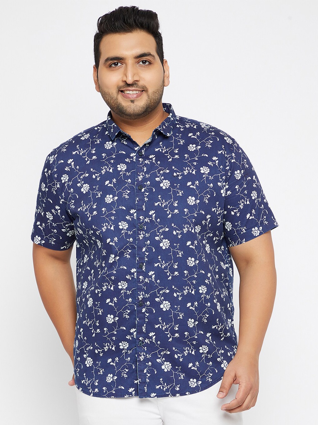 

SHOWOFF Plus Men Floral Opaque Printed Casual Shirt, Navy blue