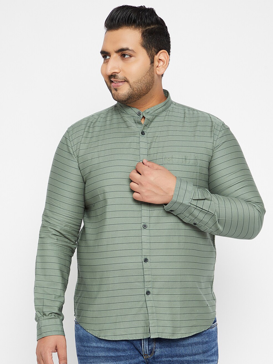 SHOWOFF Plus Men Green Horizontal Stripes Striped Casual Shirt