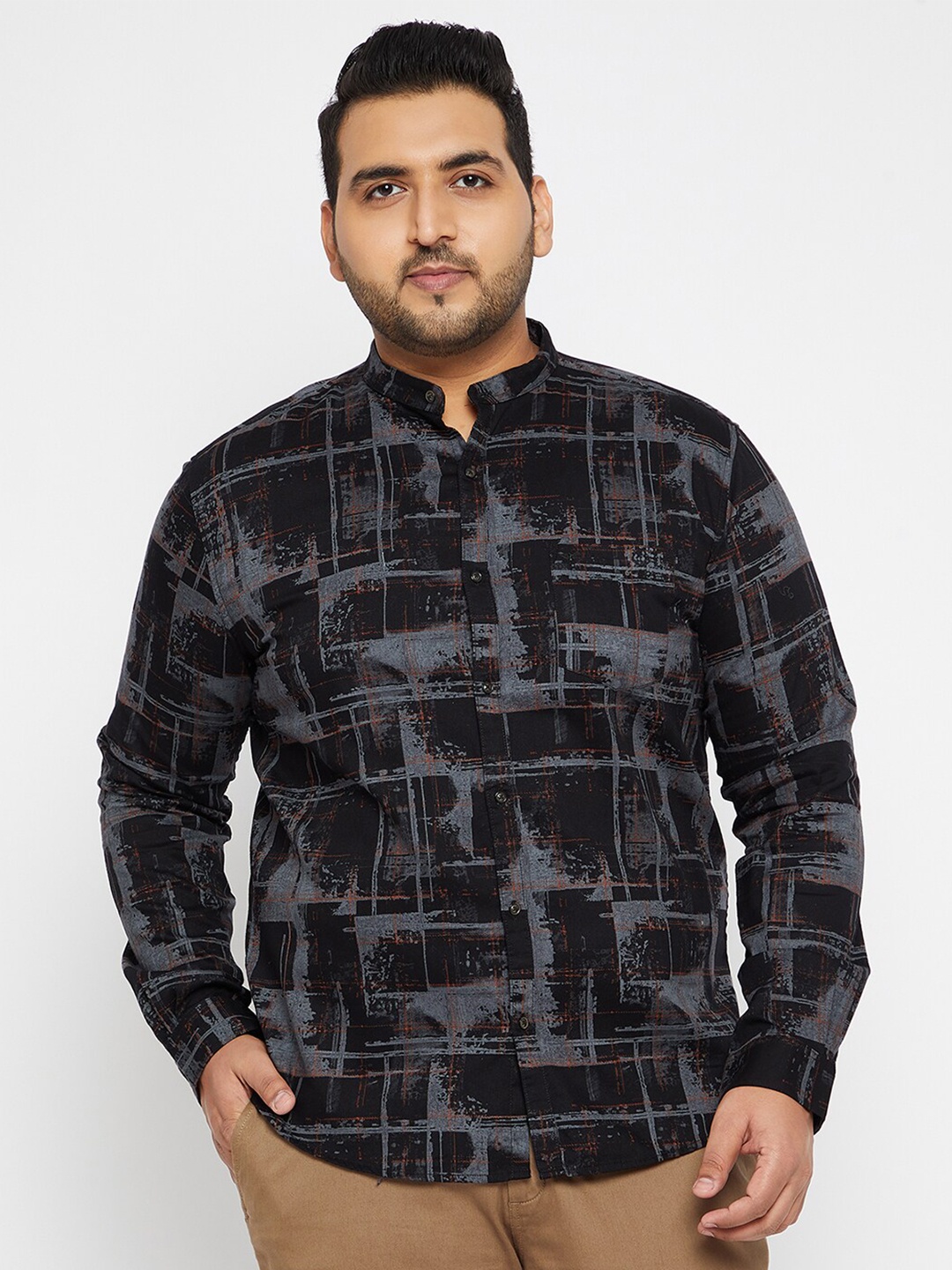 

SHOWOFF Plus Men Black Printed Casual Shirt