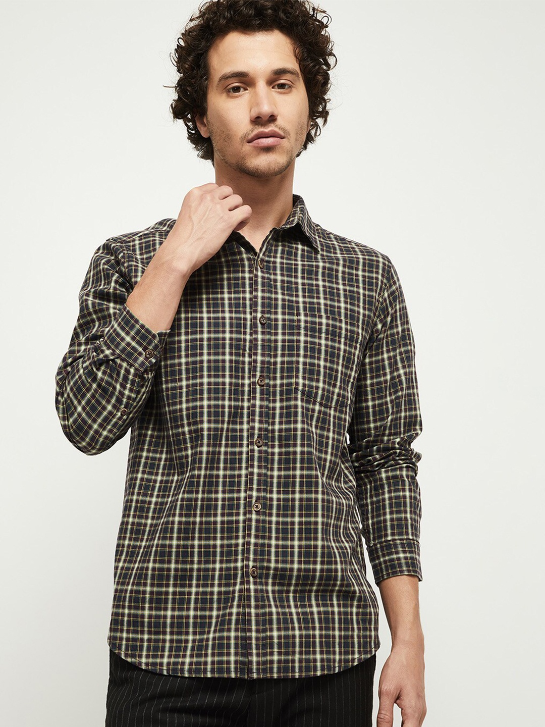 

max Men Brown Tartan Checks Checked Casual Shirt