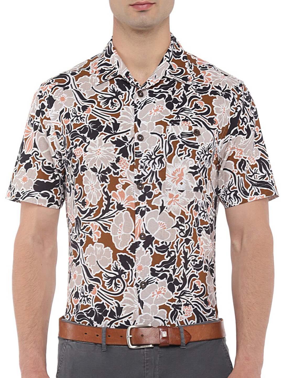 

Ted Baker Men Brown Floral Printed Casual Shirt