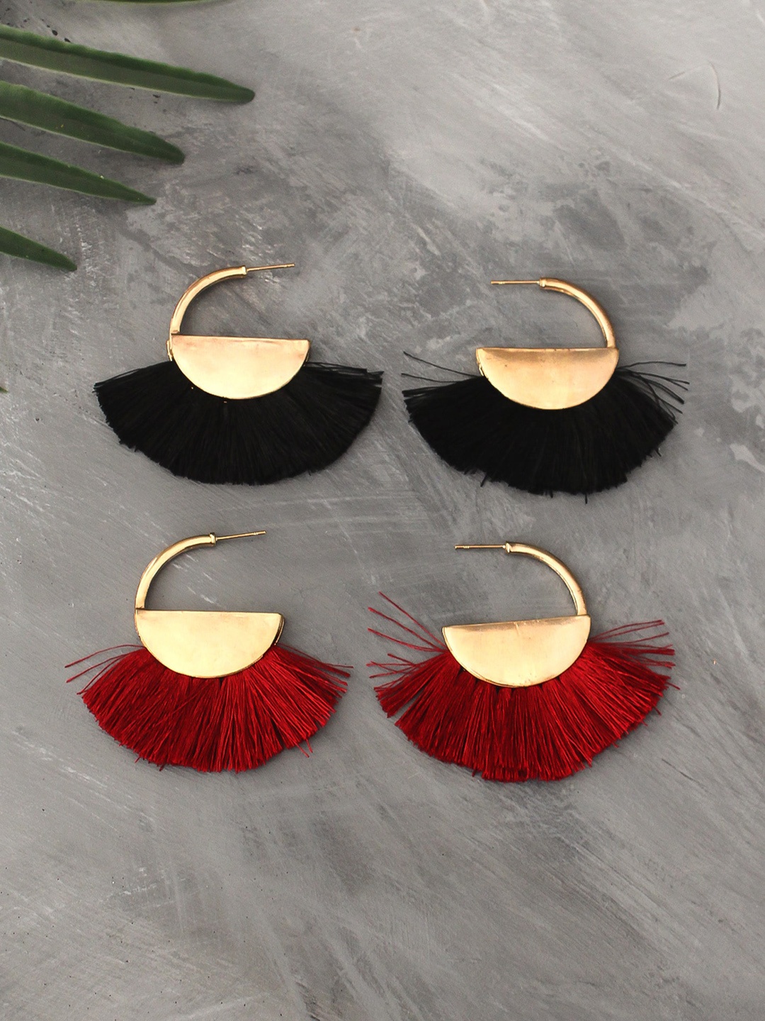 

Bellofox Set Of 2 Maroon & Black Drop Earrings
