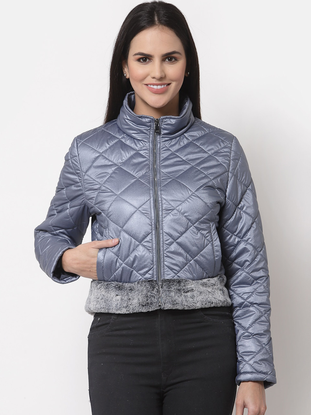 

Juelle Women Blue Geometric Crop Quilted Jacket