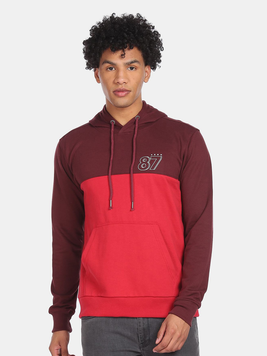 

Aeropostale Men Red Colourblocked Sweatshirt