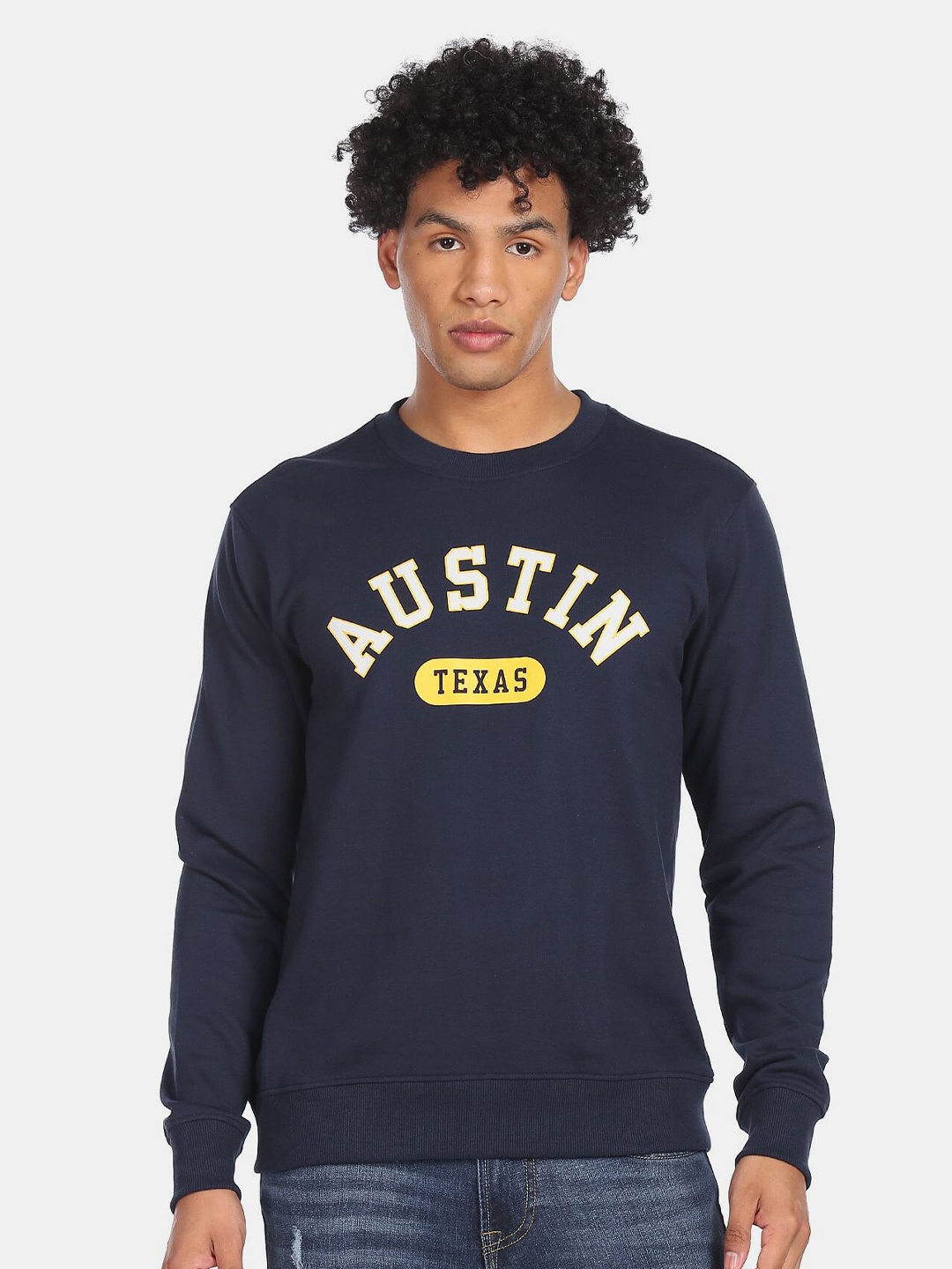 

Aeropostale Men Blue Sweatshirt