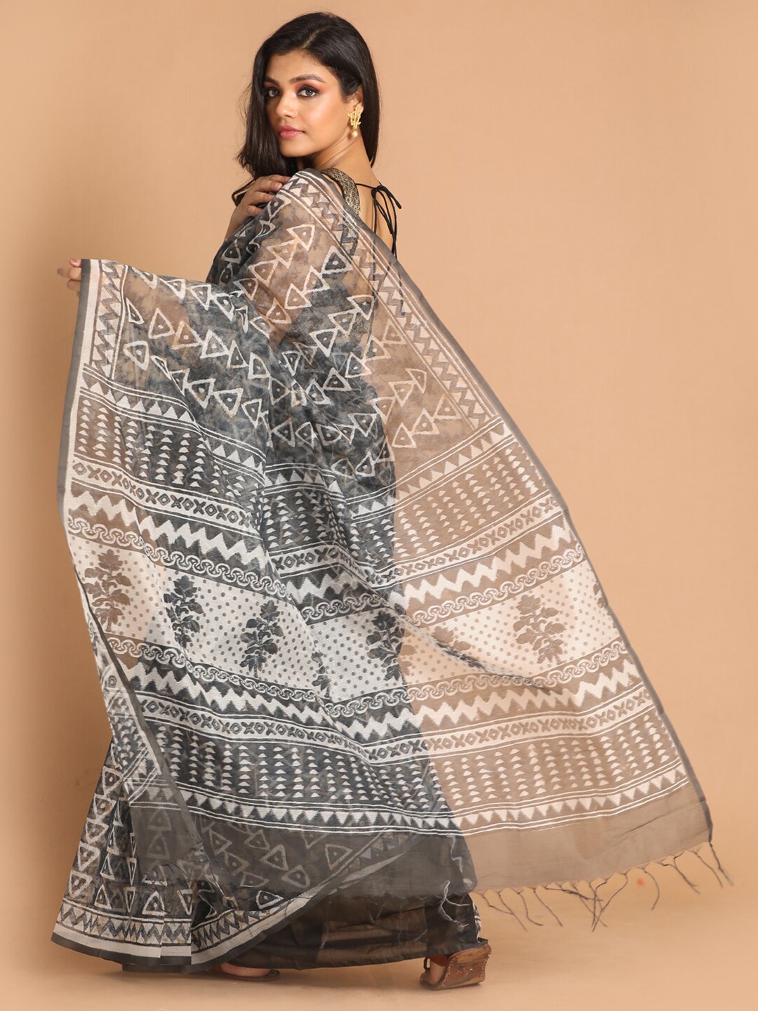 

Indethnic Grey & White Supernet Saree