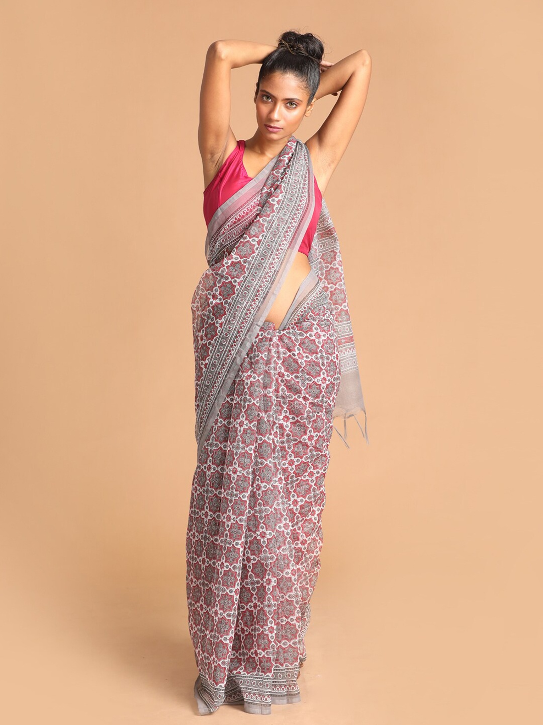 

Indethnic Grey & Red Supernet Saree