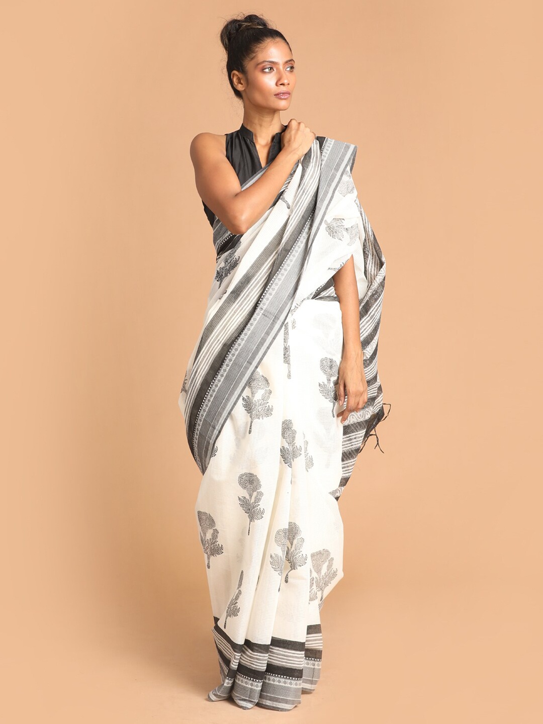 

Indethnic Black & White Ethnic Motifs Pure Cotton Block Print Saree
