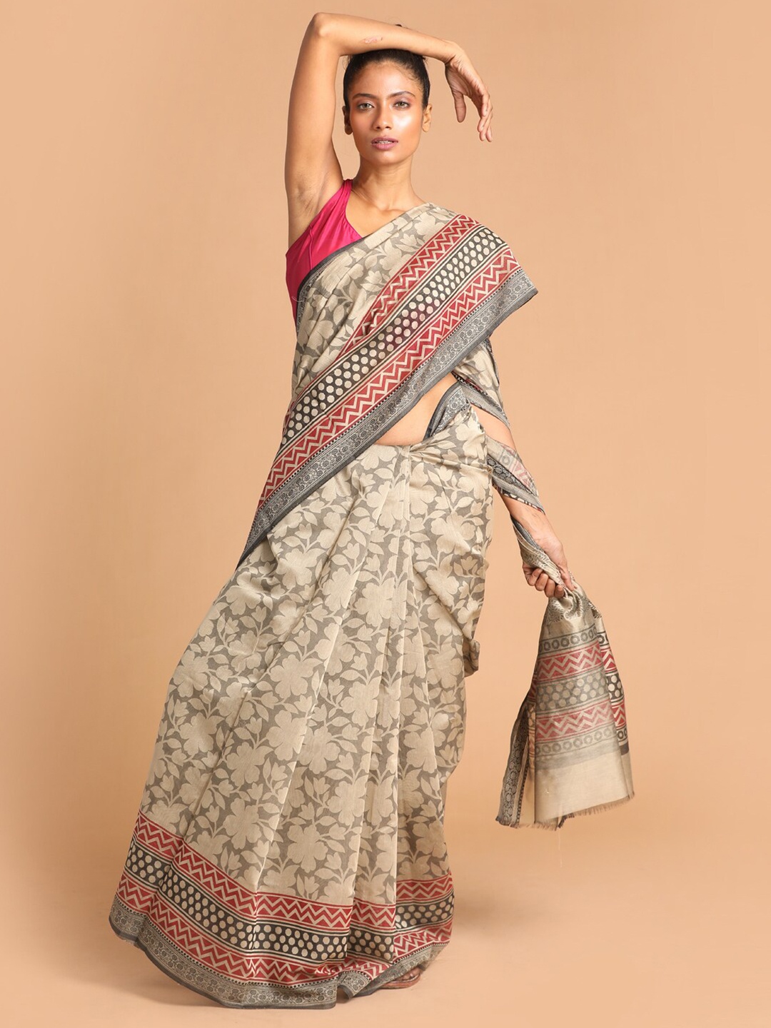 

Indethnic Grey & Beige Ethnic Motifs Saree