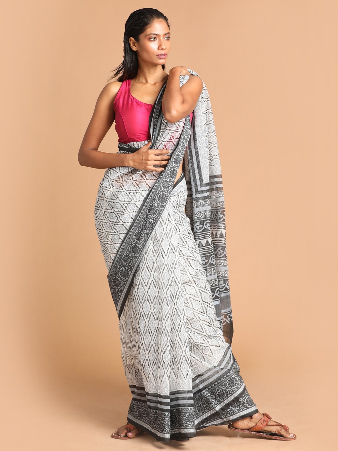 

Indethnic Black & White Ethnic Motifs Supernet Saree