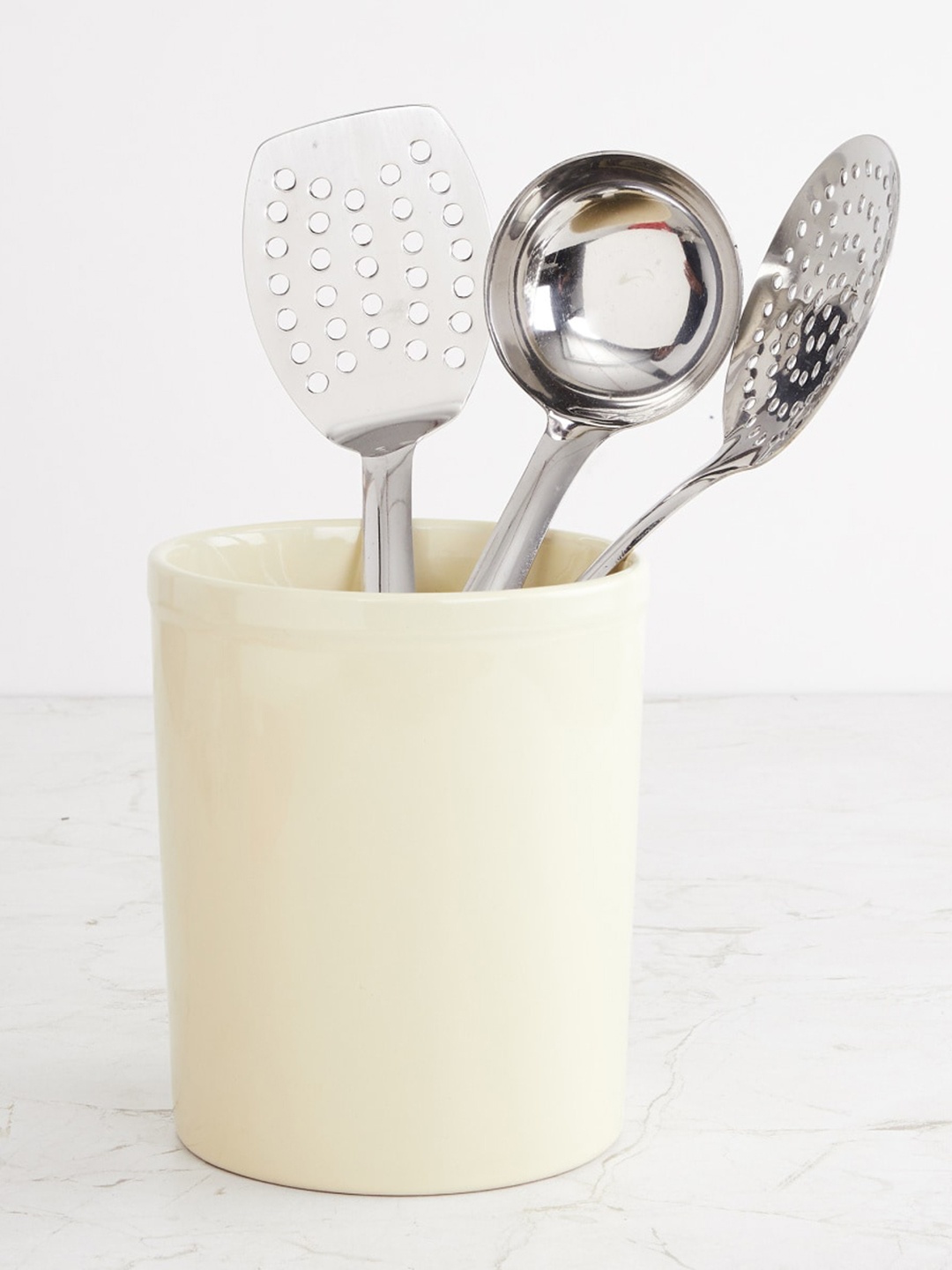 

Home Centre White Stoneware Serveware