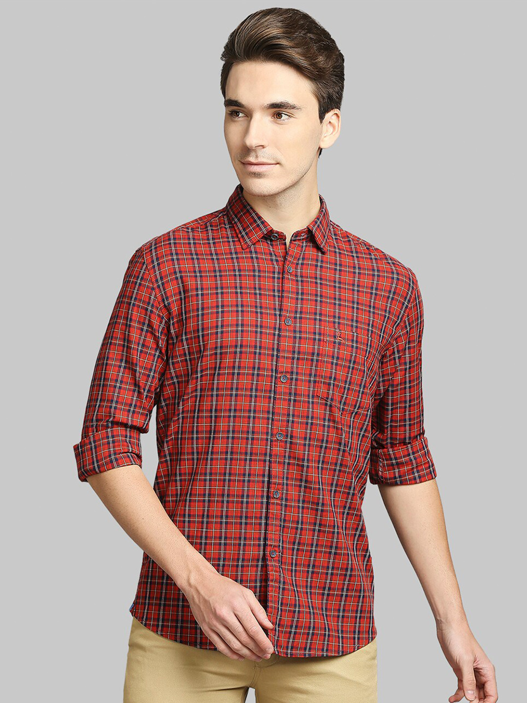

Parx Men Red Slim Fit Checked Casual Shirt