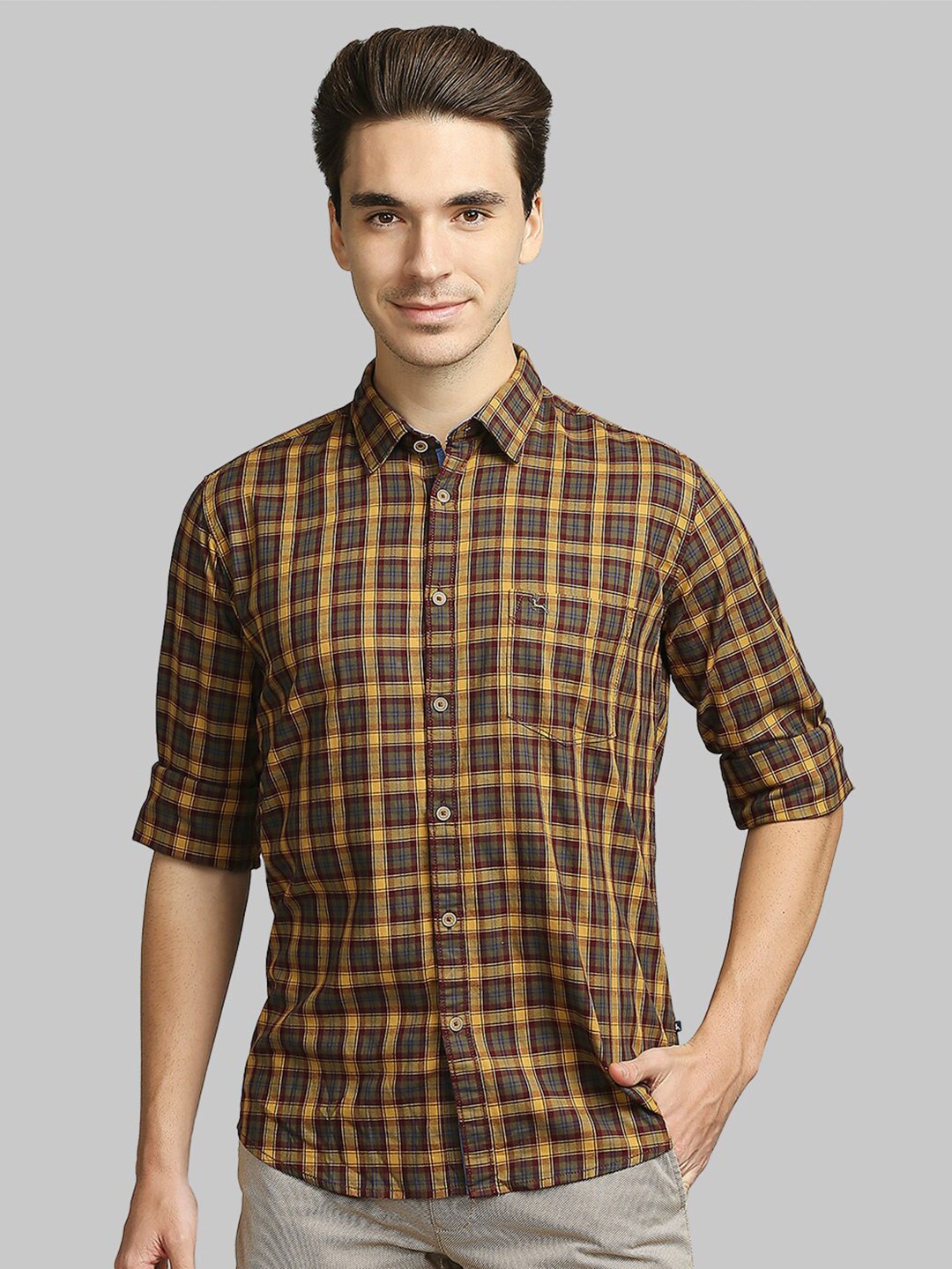 

Parx Men Green Slim Fit Checked Casual Shirt