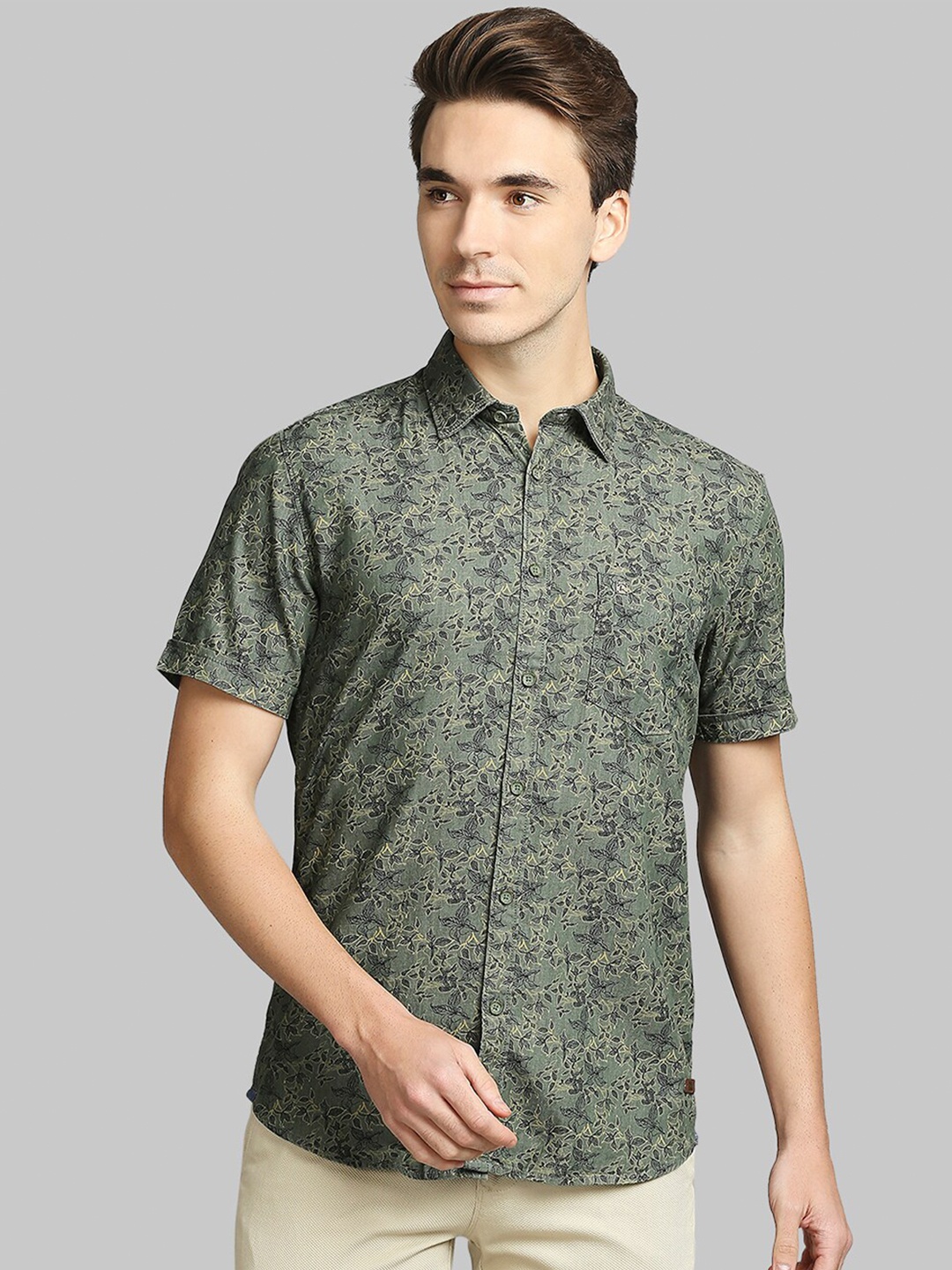 

Parx Men Green Slim Fit Printed Casual Shirt