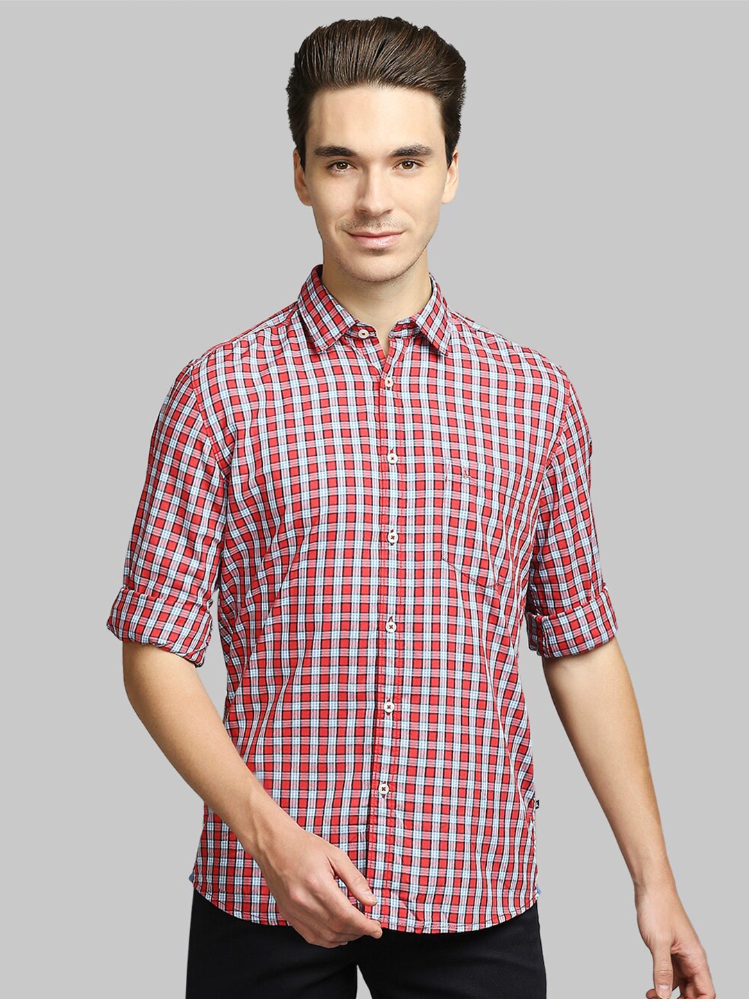 

Parx Men Red Slim Fit Checked Casual Shirt