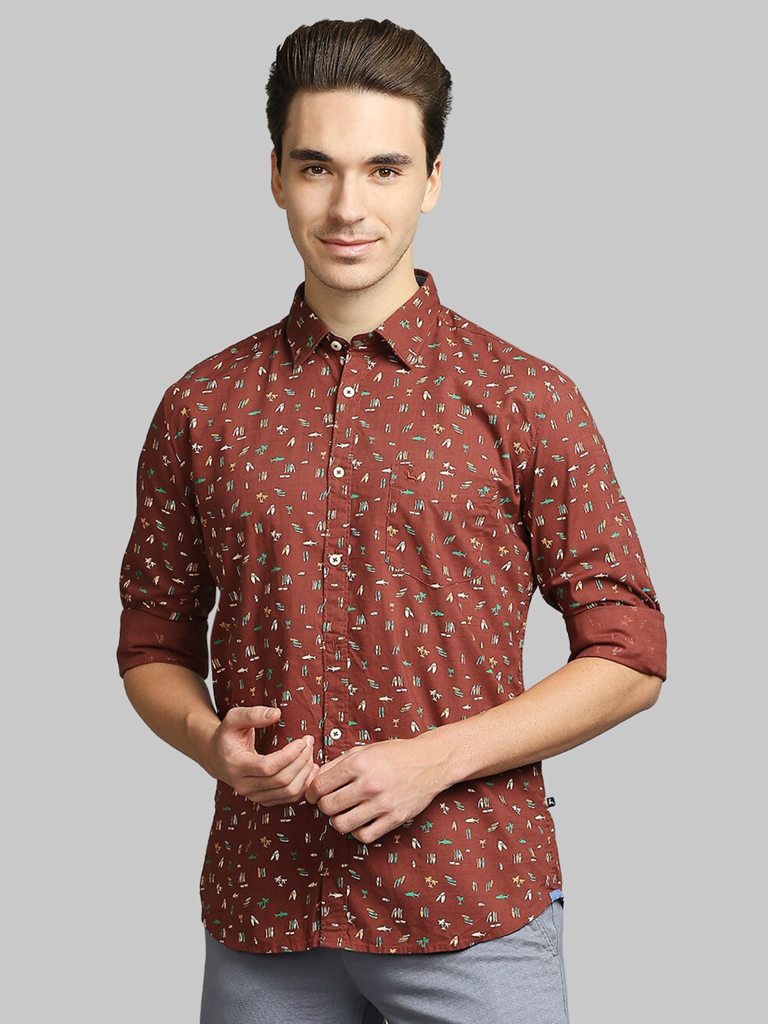 

Parx Men Red Slim Fit Floral Printed Casual Shirt