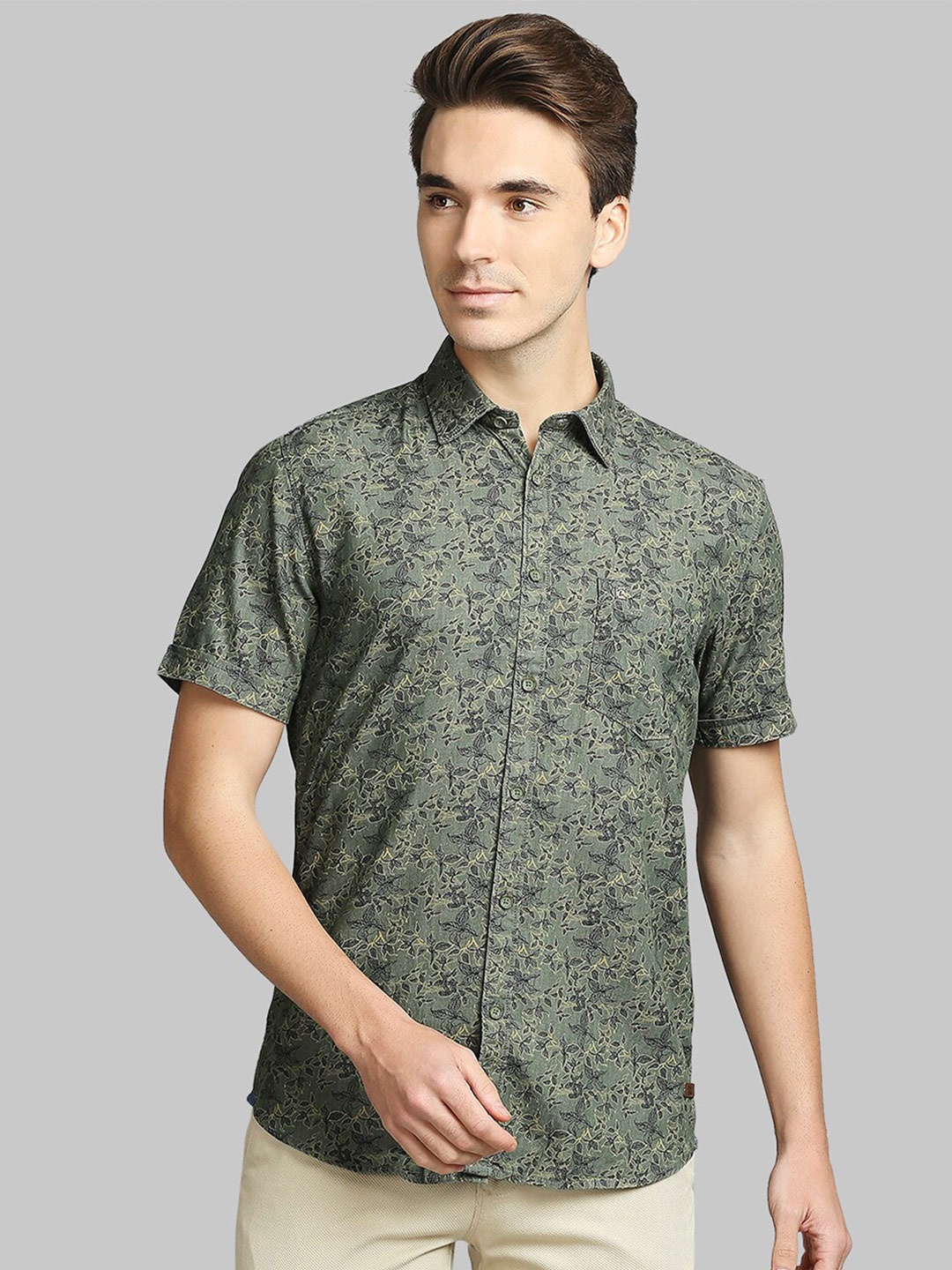 

Parx Men Green Slim Fit Printed Casual Shirt