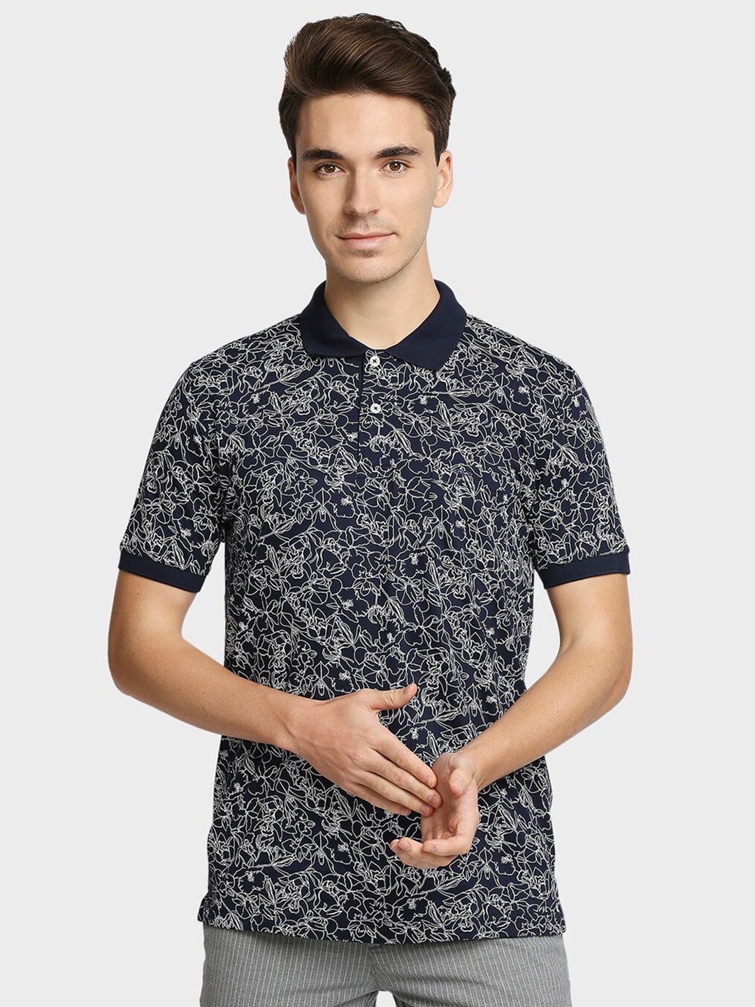 

ColorPlus Men Navy Blue Floral Printed Polo Collar Pockets T-shirt