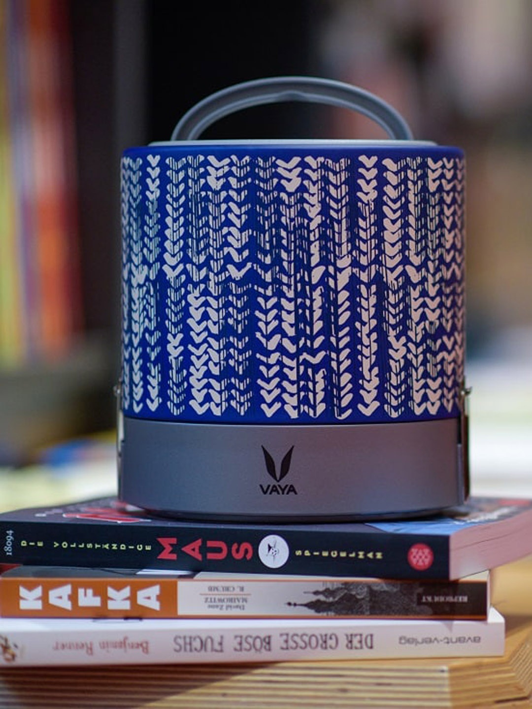 

Vaya Blue & Copper-Toned Tyffyn Lunch Box With BagMat - 1000ml
